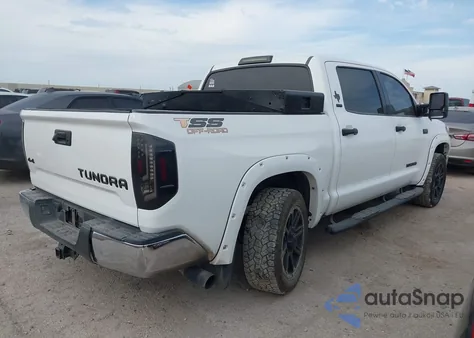 2017 Toyota Tundra Sr5 5.7L V8 z USA, uszkodzony, nr VIN 5TFDW5F11HX673198